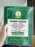 Himpunan UU Keputusan Presiden Peraturan Daerah/ Qanun Instruksi Gubernur Edaran Gubernur Berkaitan Pelaksanaan Syari'at Islam